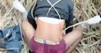 Indian prostitute girl sex video in a sugarcane field viral leaked