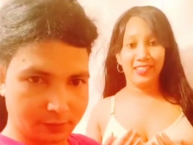 BD hottie with her long-haired husband nude video