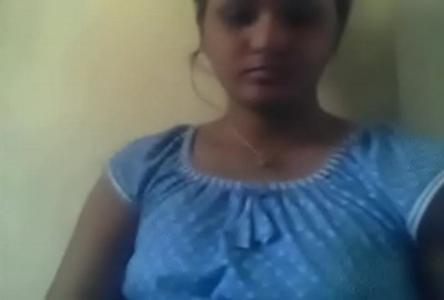 Bangla babe shows her assets on liver webcam