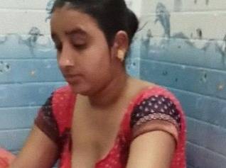 Bathing village wife sexy video