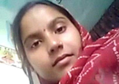 Bihari bald chut fingering MMS