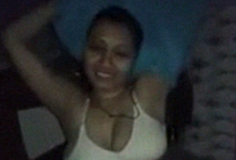 Chattogram bhabhi stripping clothes before sex