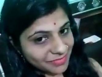 Deepika bhabhi stripping selfie