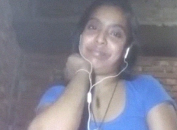 Dehati Bangla village girl fingering video call