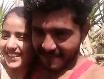 Dehati foreplay romance outdoor Xvideo