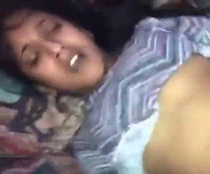 Desi girl's tight chut fucked by boyfriend at the hotel