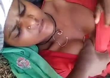 Dheere dheere dehati threesome chudai