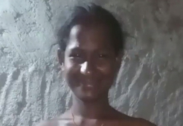 Fully nude video of Indian Adivasi lady leaked online
