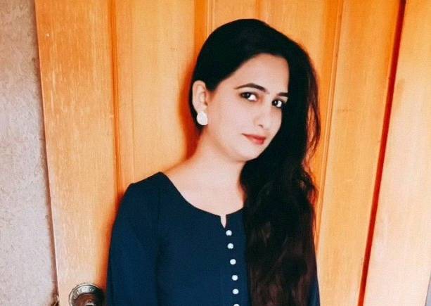 Hacked solo video of Paki Punjabi wife (HD)