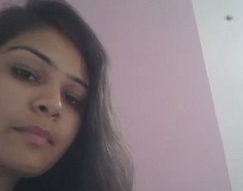 Hairy ass of Indian college girl