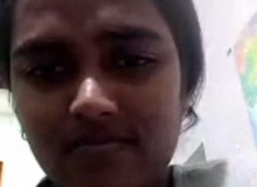 Hottie girl from Hyderabad showing tits for BF