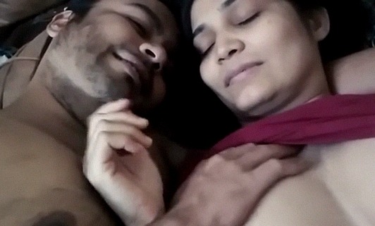 Indian lovers Sex – Romantic boob licking and kissing