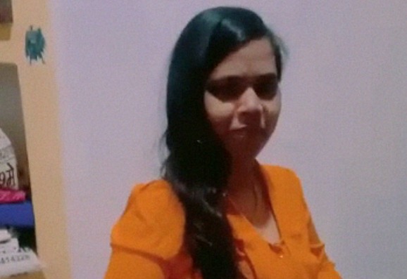 Jharkhand ki randi stripping clothes getting ready for sex