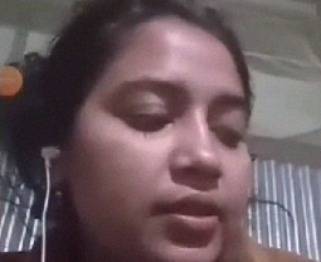 Kolkata Shantipur kudi showing off her naked figure on video call