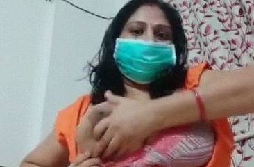 Masked bhabhi expose boobs