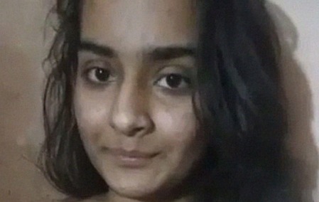 Pakistani dehati cute girl naked selfie MMS