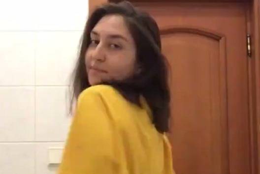 Punjabi NRI hottie selfie nude