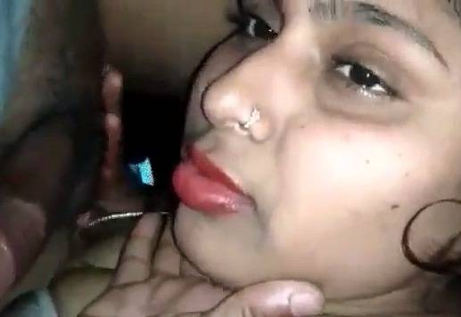 Raandi sucking lund MMS