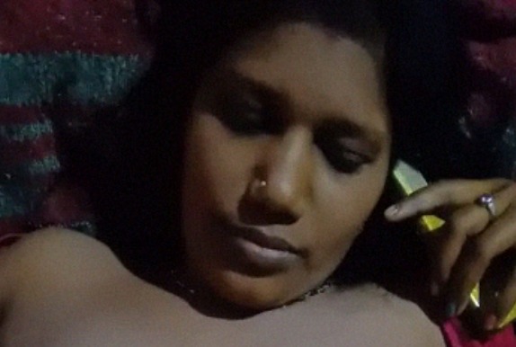 Randi on the phone while client exploring naked figure