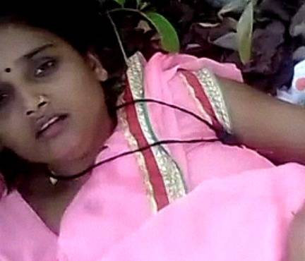 Servant with bhabhi open field sex