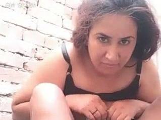 Sexy Paki bathing solo