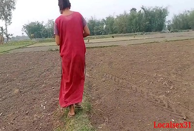Slut bhabhi takes her neighbor's dick on the farm – Desi sex