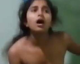 Teenage desi riding lund