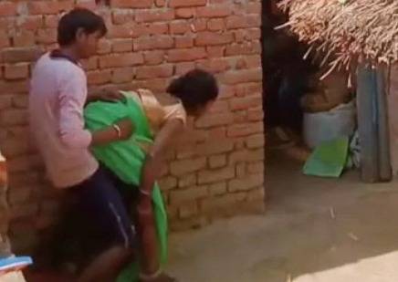 Village aunty dehati chudai with boy