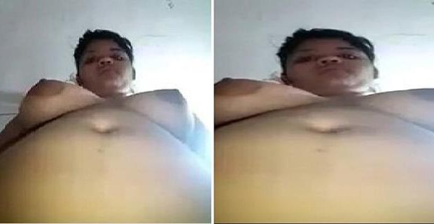 Bengali girl ki big boobs show selfie banakar