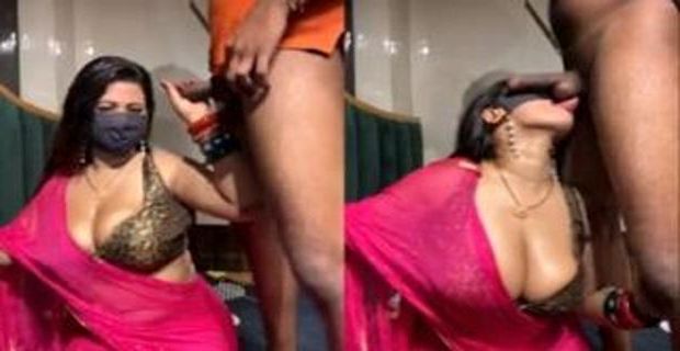 Big boobs bhabhi saree me blowjob di sex cam show par