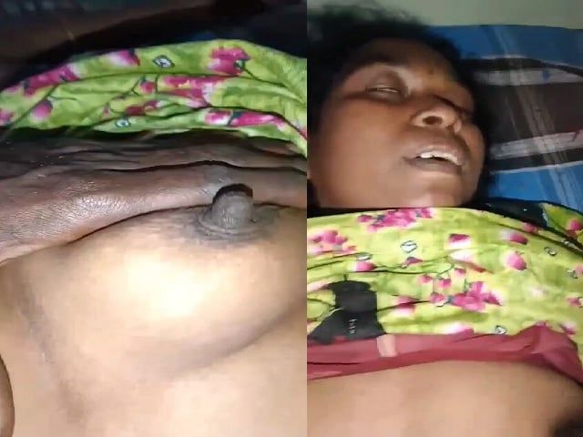 Cheating mallu boobs show aur fingering pussy sex
