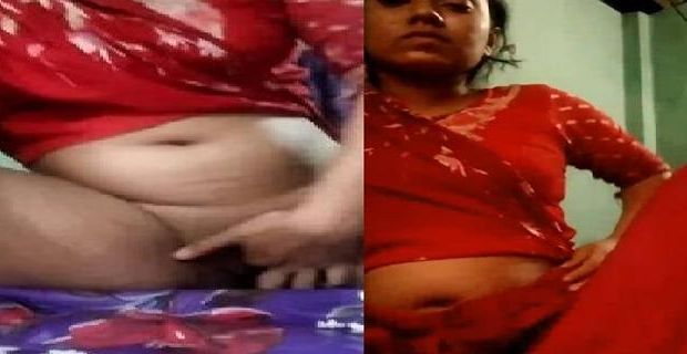 Dehati Bengali boudi chut gaand me ungli ki nangi
