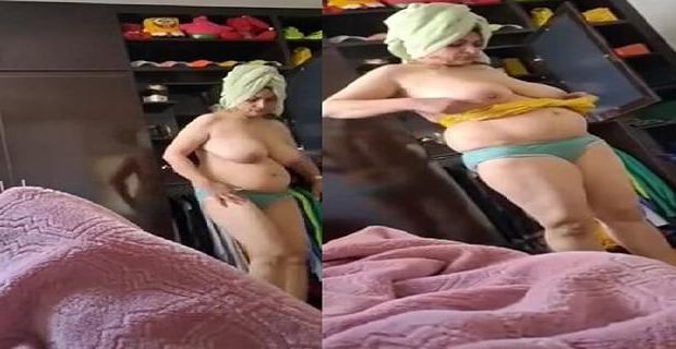 Desi aunty ki nude bath panty pahankar viral hui