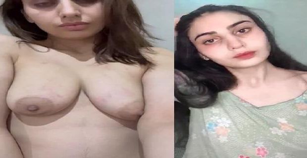 Gori girlfriend ki big tits striptease naked show