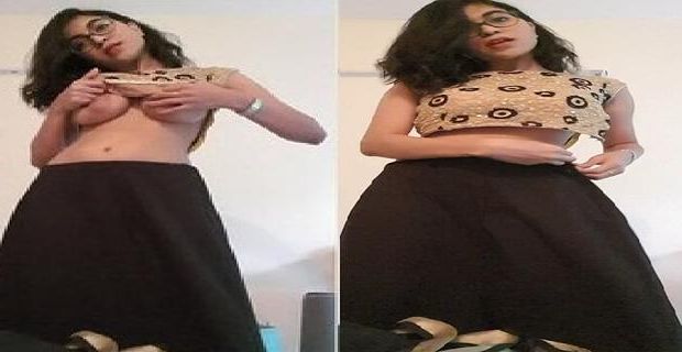 Horny desi girl big boobs dikhayi strip tease karke