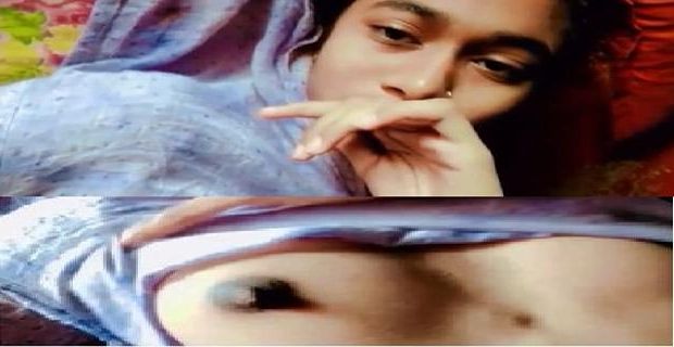 Mallu girlfriend ki dark nipple aur boobs show update