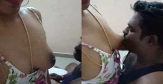 Tamil wife ki boobs sucking sex scandal lover sath ghar par
