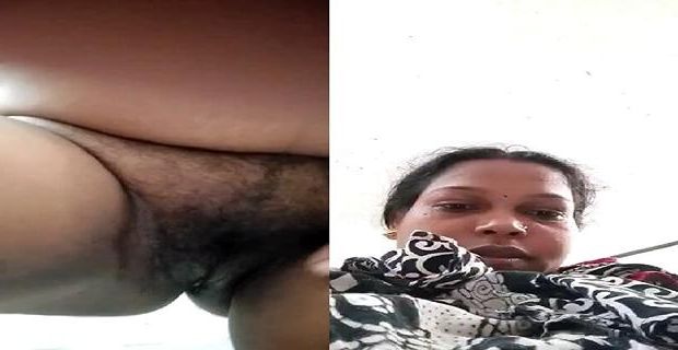 Village Bengali aunty ki sex secret lover ke sath