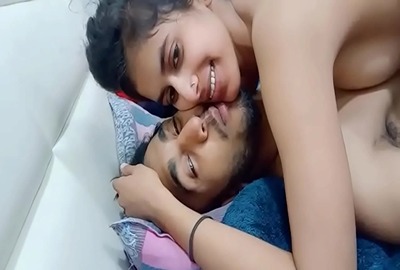 A young couple's passionate sex MMS from the hotel room