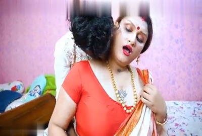 Bengali Babu bangs his mother-in-law in a desi porn video