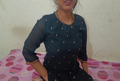 Stepbrother fills his stepsister's pussy with cum in desi porn