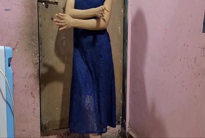 Horny GF comes to her BF's room to fuck him