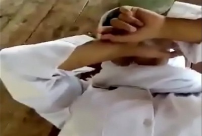 BF fucks his Hijabi GF's pussy in a Pakistani sex video