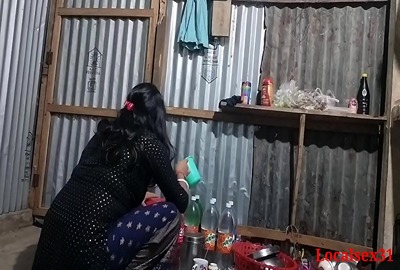 Poor guy fucks his wife's sister in an xxx Indian sex