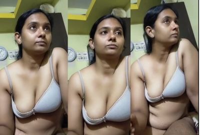 Sali wanks her Jija's dick in local porn MMS