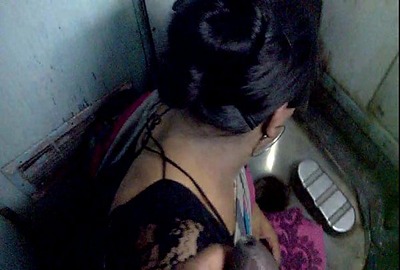 Tamil sex video of a gay sucking a dick in a train's toilet
