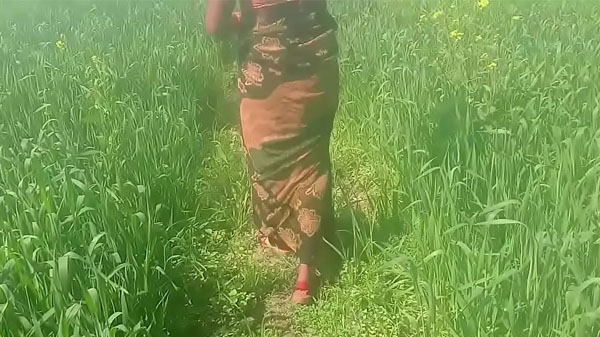 Bihari woman’s fuck in the field