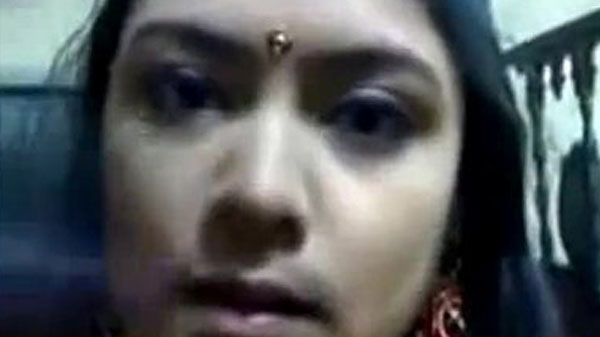Sexy bhabhi leaked mMS video